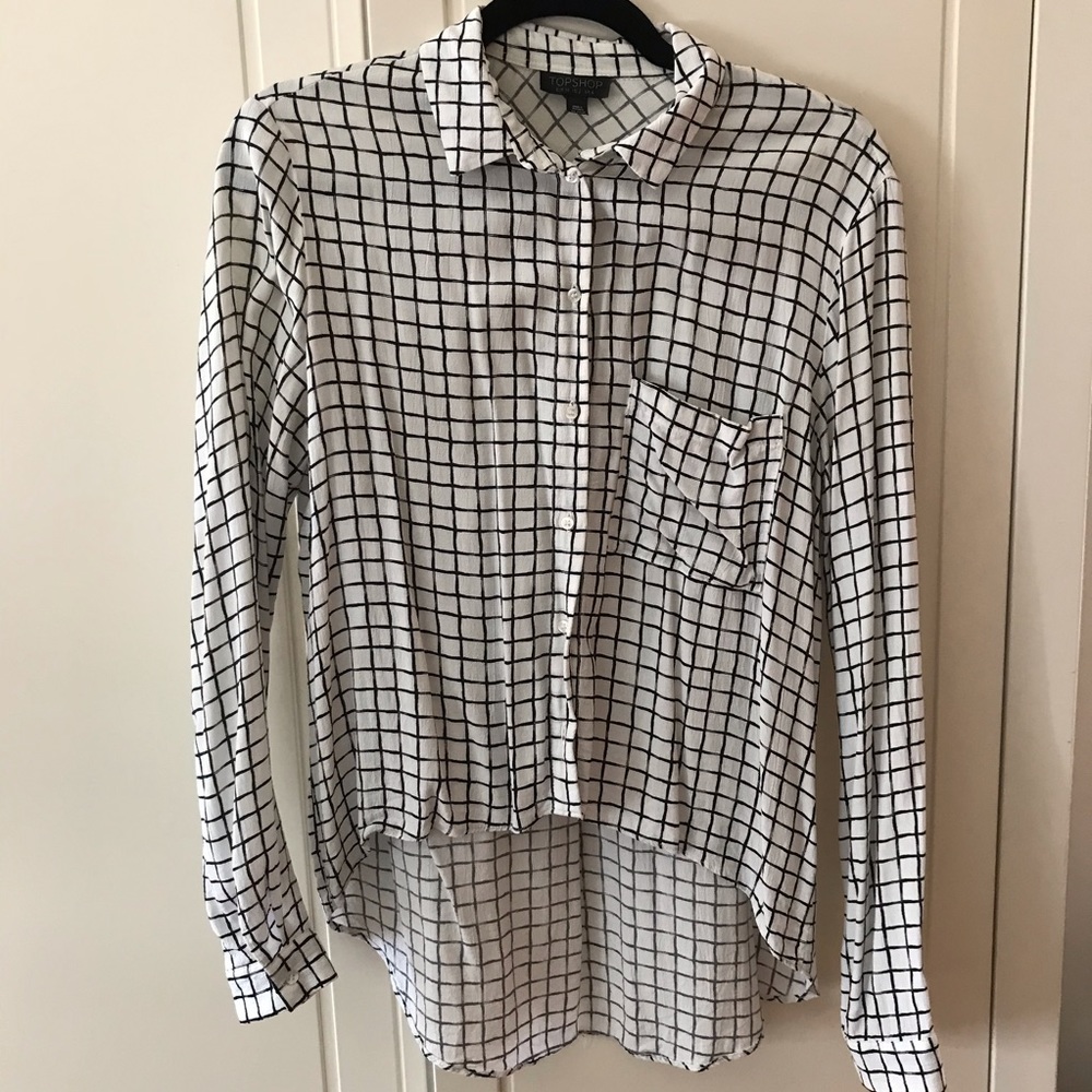 TOPSHOP geometric plaid button down blouse